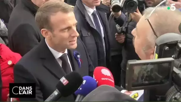 [Zap Actu] Macron interpellé à Verdun : "Le carburant c’est pas bibi"  (06/11/18)
