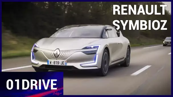 On a roulé à 130 km/h et franchi un péage en voiture autonome Renault Symbioz