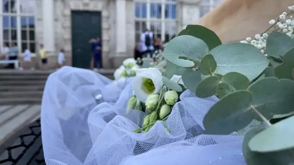 À la mairie de Limoges, les mariages s'enchaînent sous le soleil