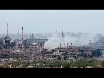 Avant le 9 mai, Kyiv redoute l'assaut russe contre les derniers combattants assiégés à Marioupol