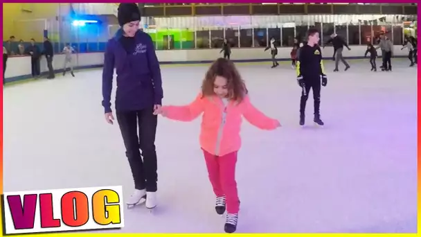 Patinoire en famille : Qui va tomber ?  - Vlog Patinoire