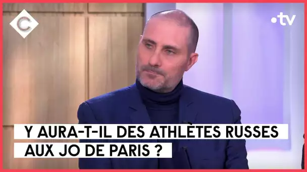 J-500 avant les JO : les athlètes russes exclus ? - Jean-Philippe Leclaire - C à Vous - 14/03/2023