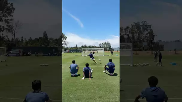 1️⃣ goal - 1️⃣ save ⚽️🧤