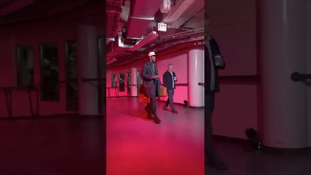 Jimmy arrives for his debut in Golden State 👀