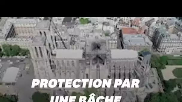 La bâche protégeant Notre Dame vue du ciel grâce à un drone