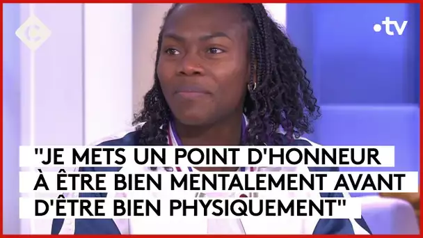 Clarisse Agbégnénou, la sportive qui fait bouger les lignes - C à Vous - 17/01/2024