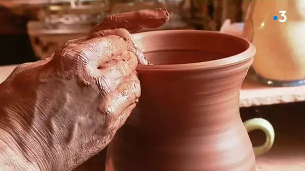 découverte de la Poterie des Chals, une entreprise historique de Roussillon en Isère