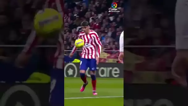 Álvaro Morata strikes twice! 💎💎 #shorts #laligasantander #morata #atleti