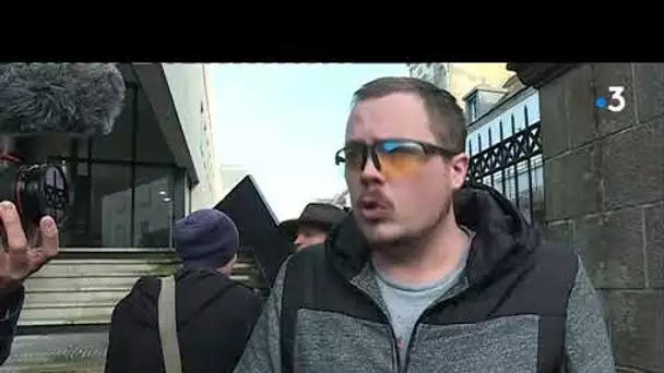 Le gilet jaune éborgné G. Leroy devant le tribunal pour des dégradations. Audience reportée.