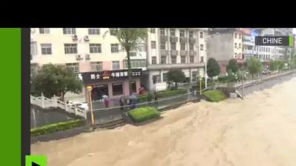 Le nord-ouest de la Chine inondé après des pluies torrentielles