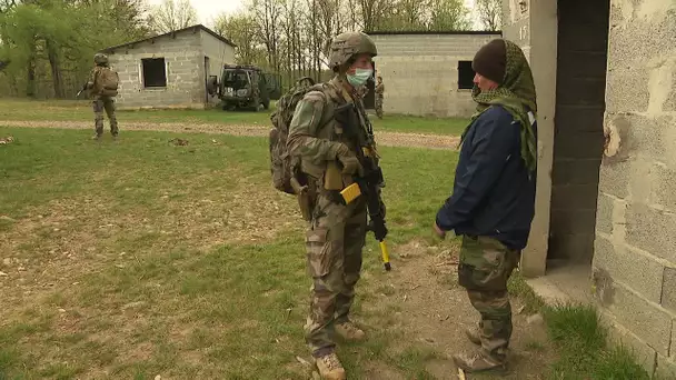 Isère : les Chasseurs Alpins du 27ème BCA se préparent à partir au Mali