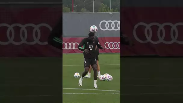 🔥 Le spectacle de dribbles d'Alphonso Davies ! #shorts