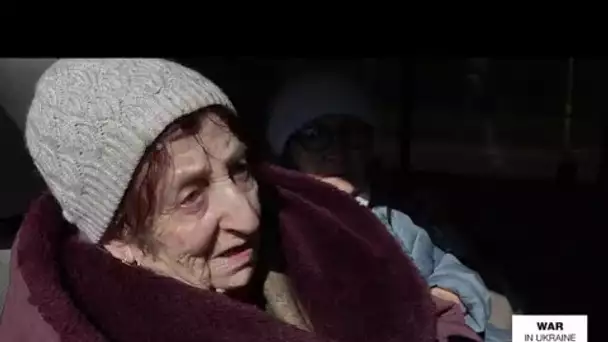 Les habitants d'Irpin évacués vers Kiev quelques heures avant le couvre-feu • FRANCE 24
