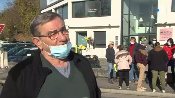 Les "gilets jaunes" rendent hommage à Chantal Mazet, renversée au premier jour du mouvement