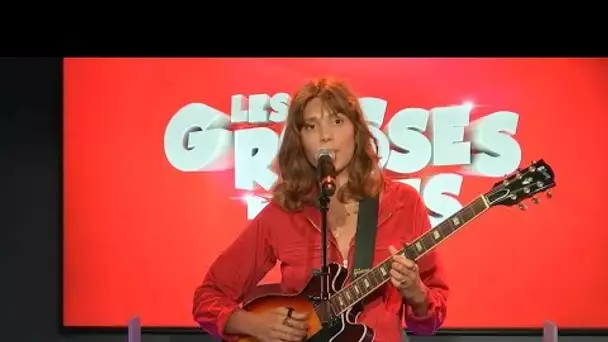 Vanille chante ''Suivre le Soleil'' dans les Grosses Têtes