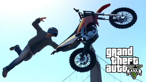 GTA 5 - MOTO EPIC TRICKS & STUNTS !