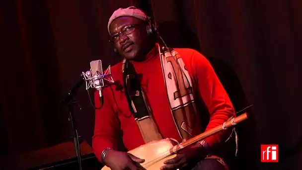 KAABI KOUYATE LIVE DANS LA MARCHE DU MONDE SUR RFI