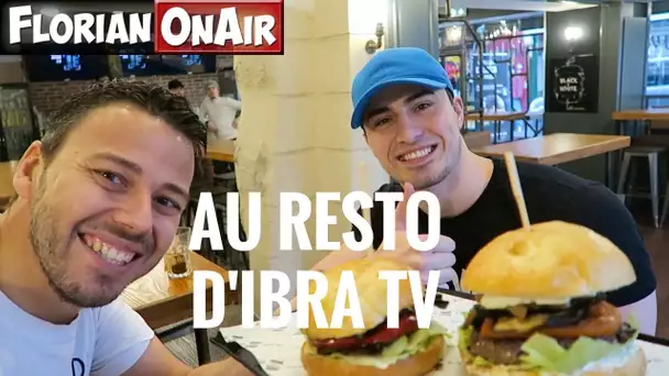 Je teste le RESTO d'IBRA TV en mangeant 3 BURGERS - VLOG #514