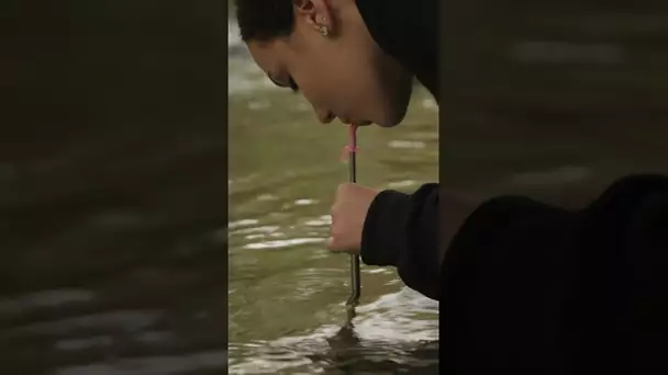 Une paille qui filtre l'eau