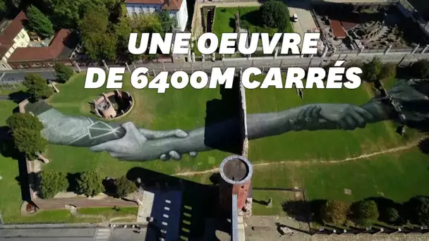 Ce street-artist français veut dessiner la plus grande "chaîne humaine" à travers le monde