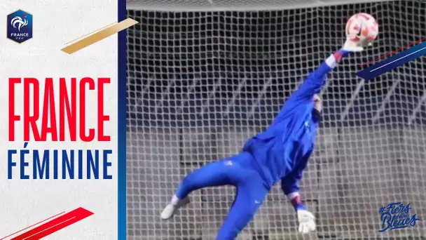 Avec les gardiennes de but de l'Equipe de France Féminine I FFF 2022