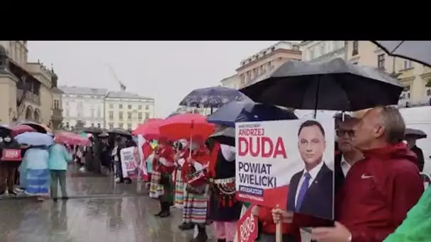 Présidentielle en Pologne : dernier jour de campagne avant un scrutin qui s'annonce serré