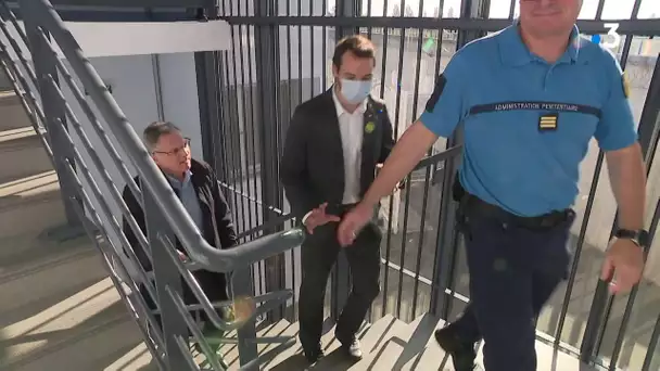 Coronavirus : le député LFI du Nord Ugo Bernalicis visite la prison de Sequedin