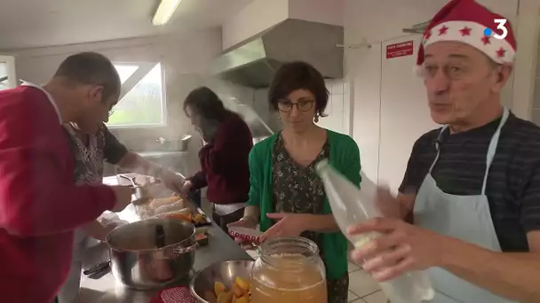 Le banquet de la solidarité des Petits Frères des pauvres