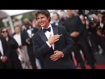 Tom Cruise brille sur la Croisette et présente "Top Gun : Maverick"