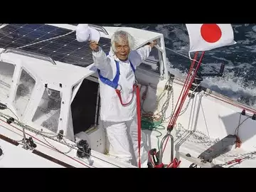 Le Japonais Kenichi Horie, 83 ans, traverse le Pacifique en solitaire à la voile