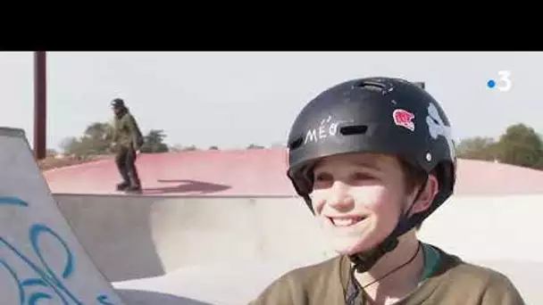 Ces enfants apprennent le skateboard à Albi, sur l'un des plus grands skate park d'Occitanie