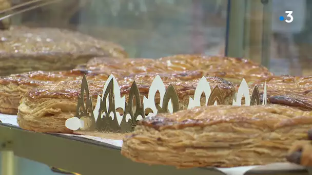 À Clamecy (Nièvre), une faïencerie confectionne des fèves artisanales et personnalisées