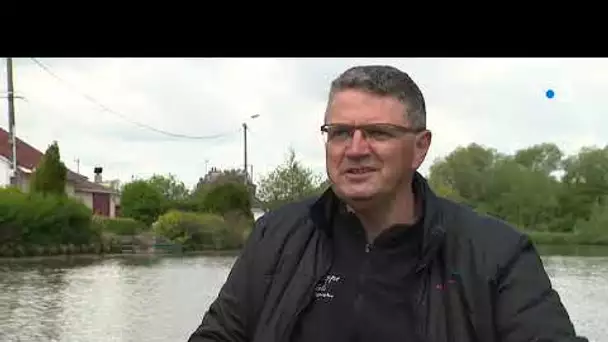 Portrait de Philippe Hudelle, connu et reconnu comme "le photographe" du marais de Saint Omer.