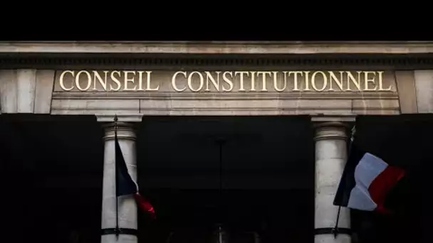 Loi justice : le Conseil constitutionnel censure l'activation à distance des téléphones portables