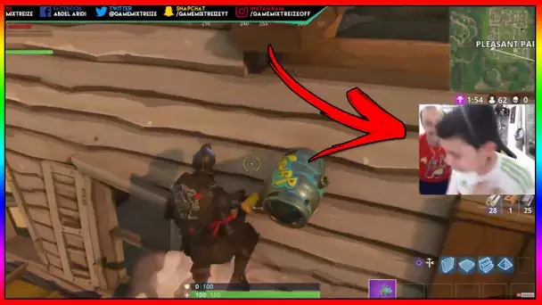 JE CLASH MOMO EN LIVE  - IL SE VEXE ET PART DU LIVE EN PLEURANT !!!