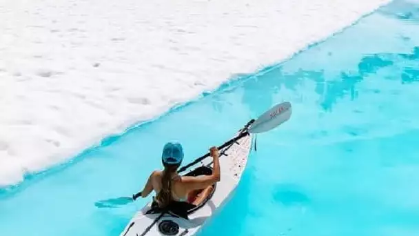 Canada : vivez une expérience extraordinaire en faisant du kayak sur un glacier !