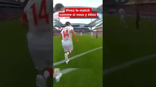 Face à l'AC Milan, les joueurs de Cologne ont porté une caméra intégrée à leur maillot ! 📹 #shorts