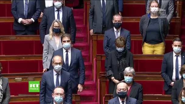 Minute de silence à l'Assemblée nationale après l'attaque au couteau de Nice
