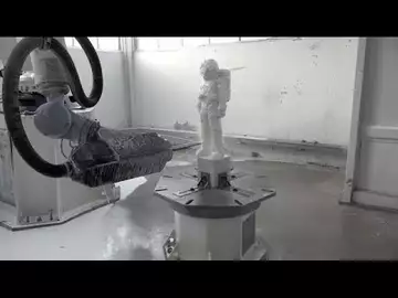 Italie : à Carrare, des robots aident les artistes à réaliser leurs œuvres d'art en marbre