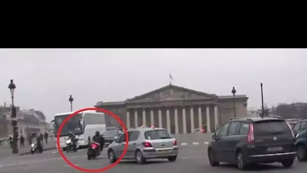 Poursuite & Arrestation d&#039;un T-MAX en plein Paris