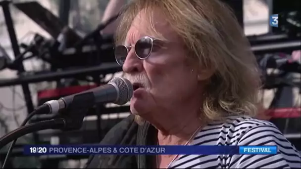 Le chanteur Christophe aux Nuits Guitares de Beaulieu-sur-Mer (06) en 2016