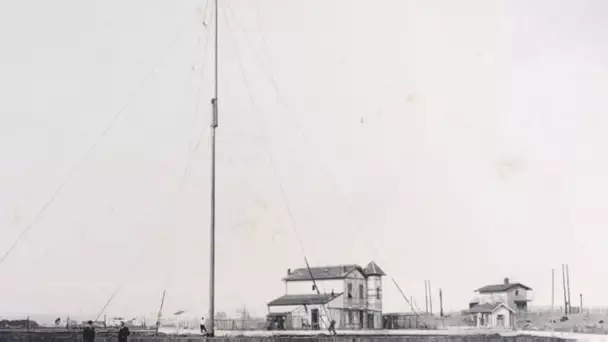 En 1901,  la première transmission radio longue distance reliait Antibes à la Corse