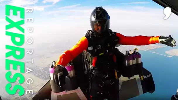 Flying Man au dessus de Dubaï