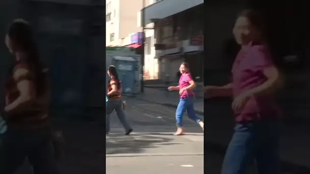 Ces vendeurs à la sauvette sont partout ! #shorts #quotidien #police
