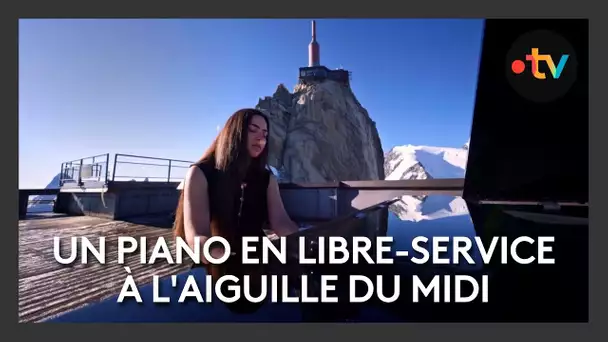 À plus de 3 800 mètres, des notes de piano enchantent les visiteurs de l'Aiguille du Midi