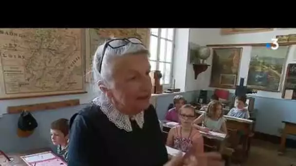 A Château-Chalon, l&#039;école comme en 1928