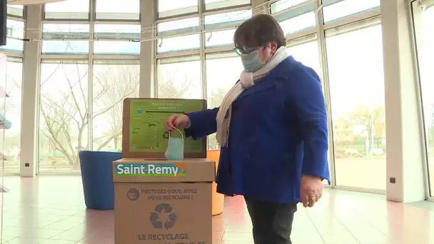 A Saint-Rémy (71), une association collecte les masques usagés pour les recycler