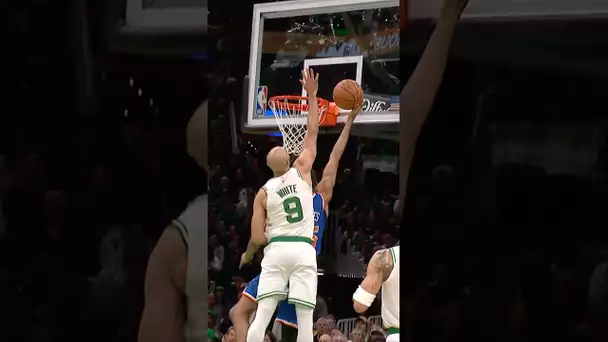 Derrick White SOARS for the chasedown block!