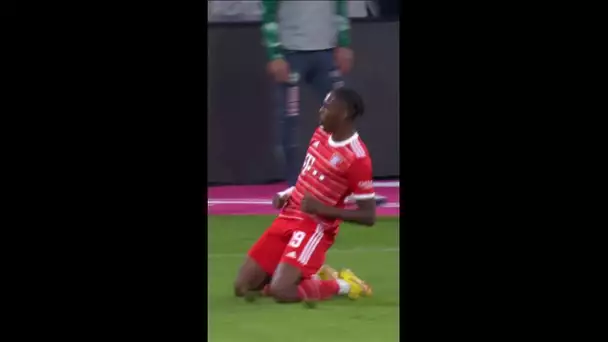 Bundesliga - Le coup de canon incroyable de Mathys Tel