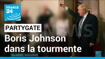 Partygate : des photos relancent les accusations contre Boris Johnson • FRANCE 24